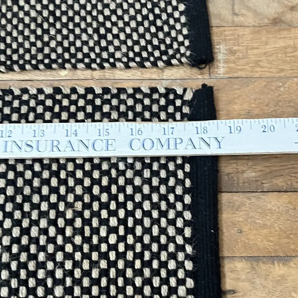 Cottage Weave Black White Hand-woven Placemats 18.5
